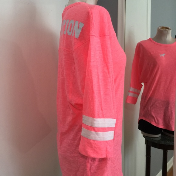 VS Pink neon shirt sz S & black gray jogger Sz M - Picture 3 of 16